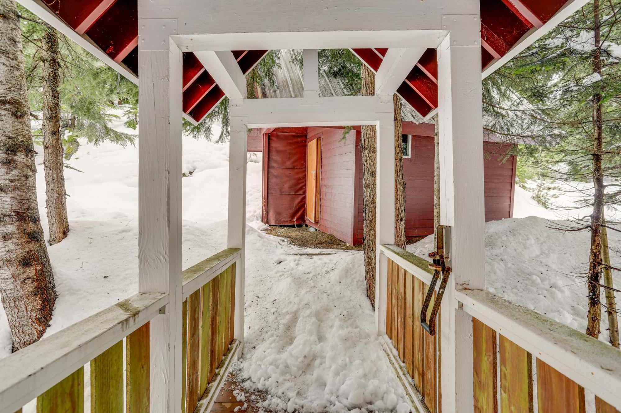 Snoqualmie Pass Cabin With Deck Walk To Ski Lift Екстериор снимка