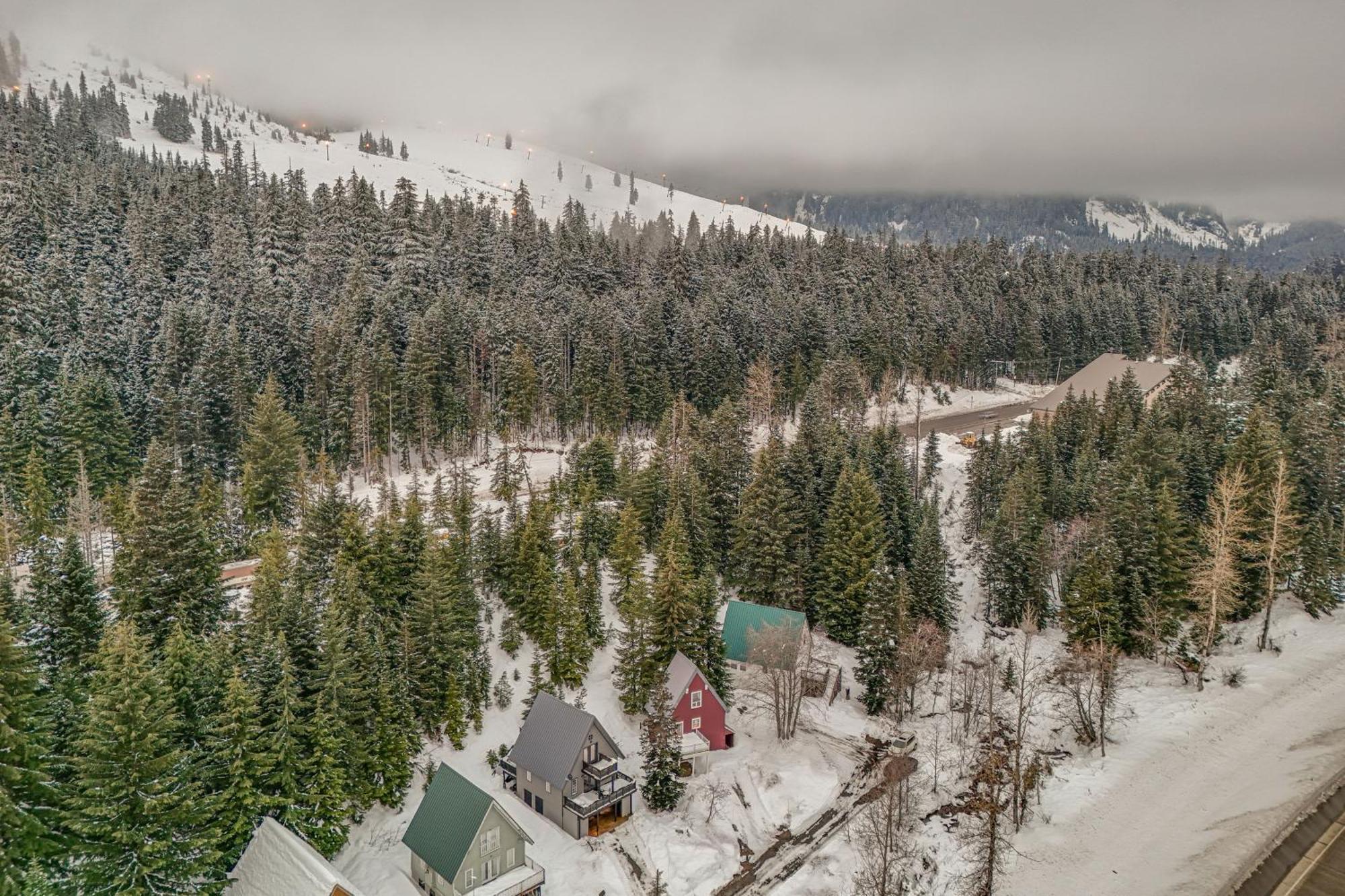 Snoqualmie Pass Cabin With Deck Walk To Ski Lift Екстериор снимка